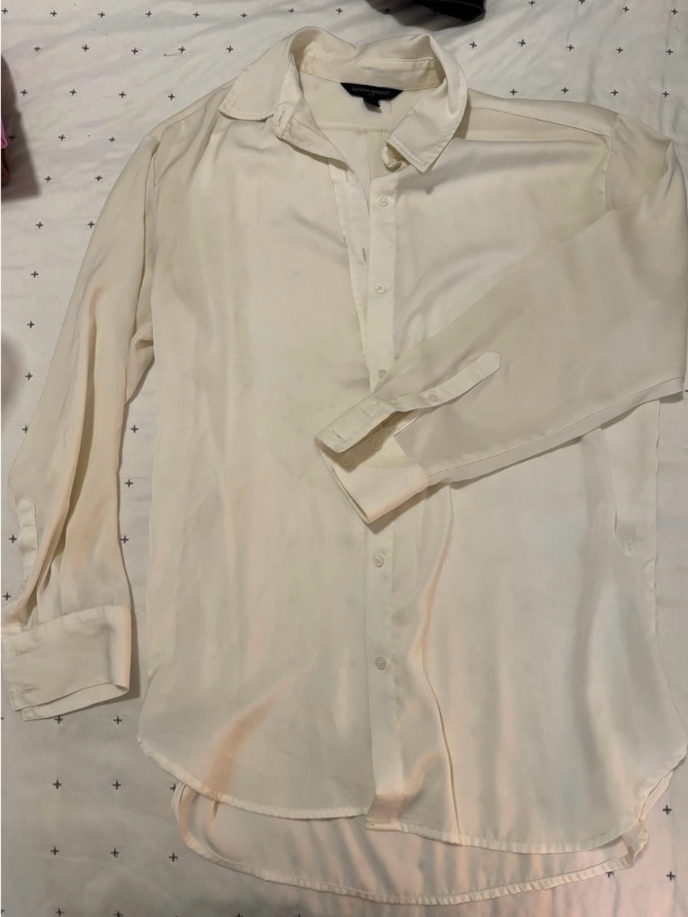Banana Republic Classic Cream Button-Down Shirt